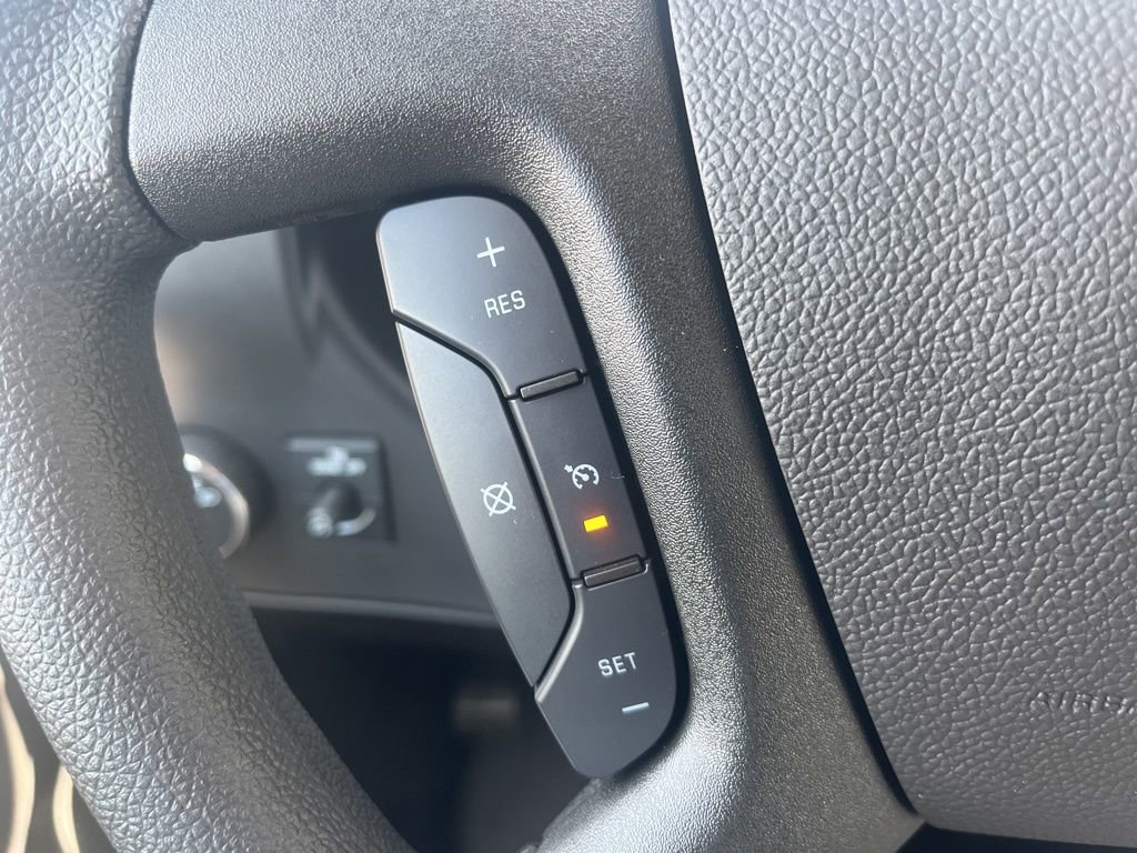 2025 Chevrolet Express Cargo Work Van - Photo 19