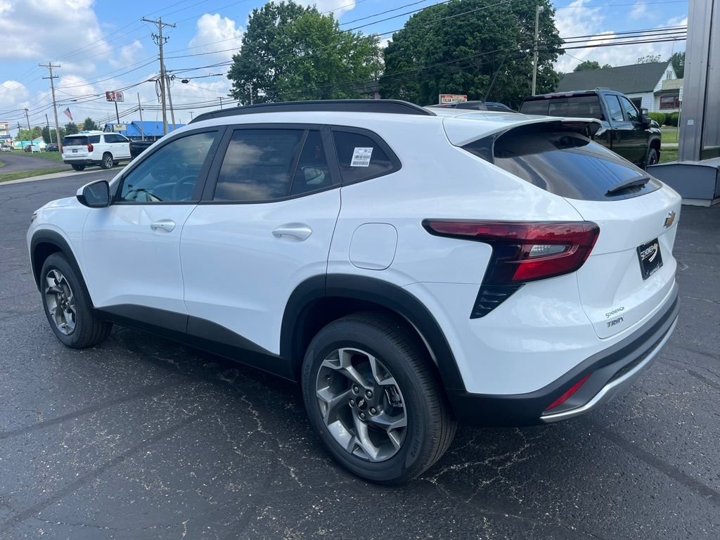 New 2026 Chevrolet Trax LT SUV