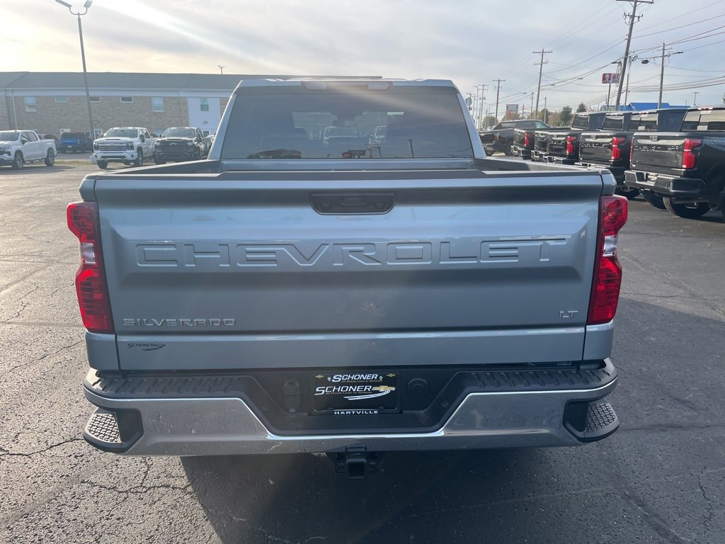 2026 Chevrolet Silverado 1500 LT photo 4