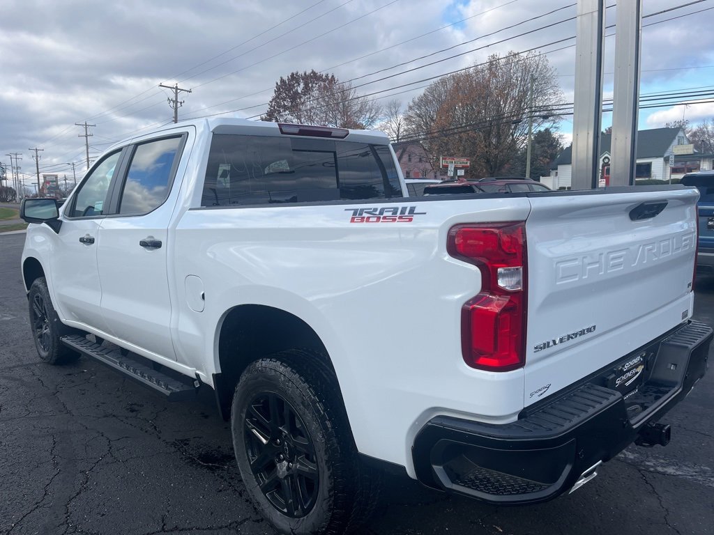 2026 Chevrolet Silverado 1500 LT Trail Boss photo 2