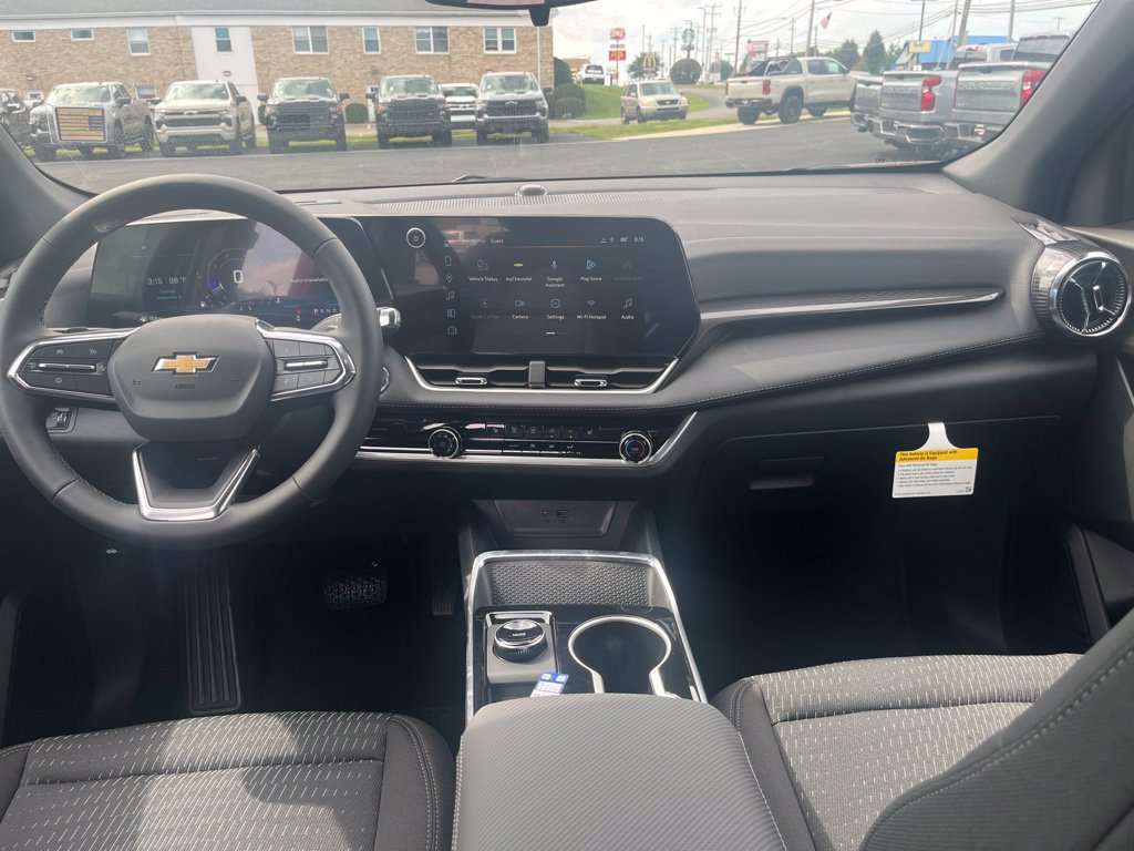 2027 Chevrolet Equinox LT - Photo 25