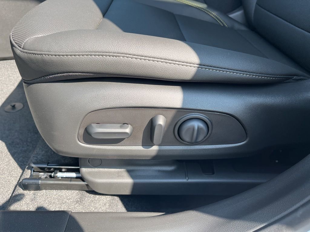 2026 Chevrolet Trax Activ - Photo 12