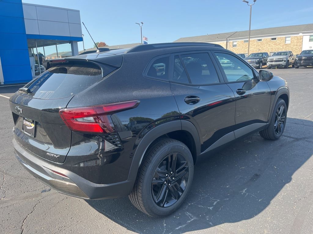 2026 Chevrolet Trax Activ - Photo 6