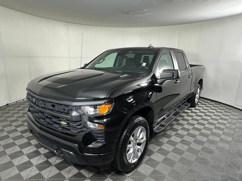 Used 2025 Chevrolet Silverado 1500 Custom Truck Crew Cab