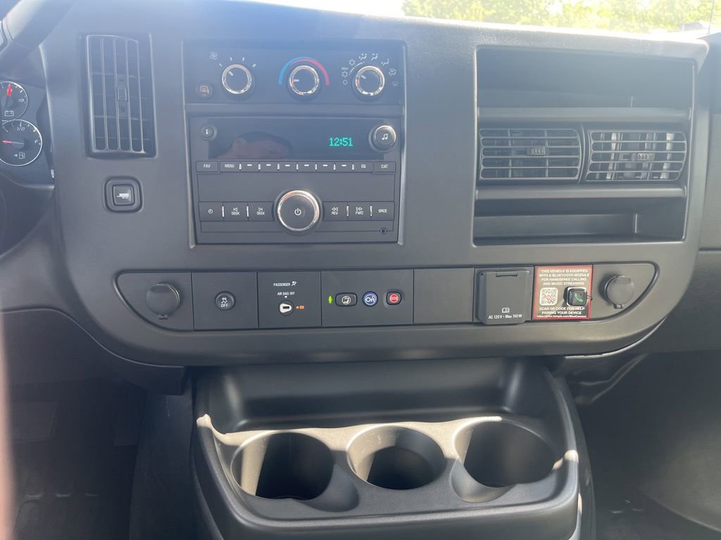 2025 Chevrolet Express Cargo Work Van - Photo 22