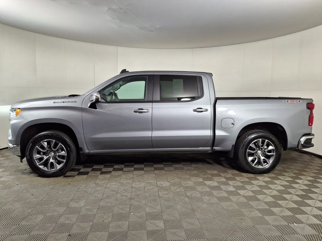 2024 Chevrolet Silverado 1500 LT photo 2