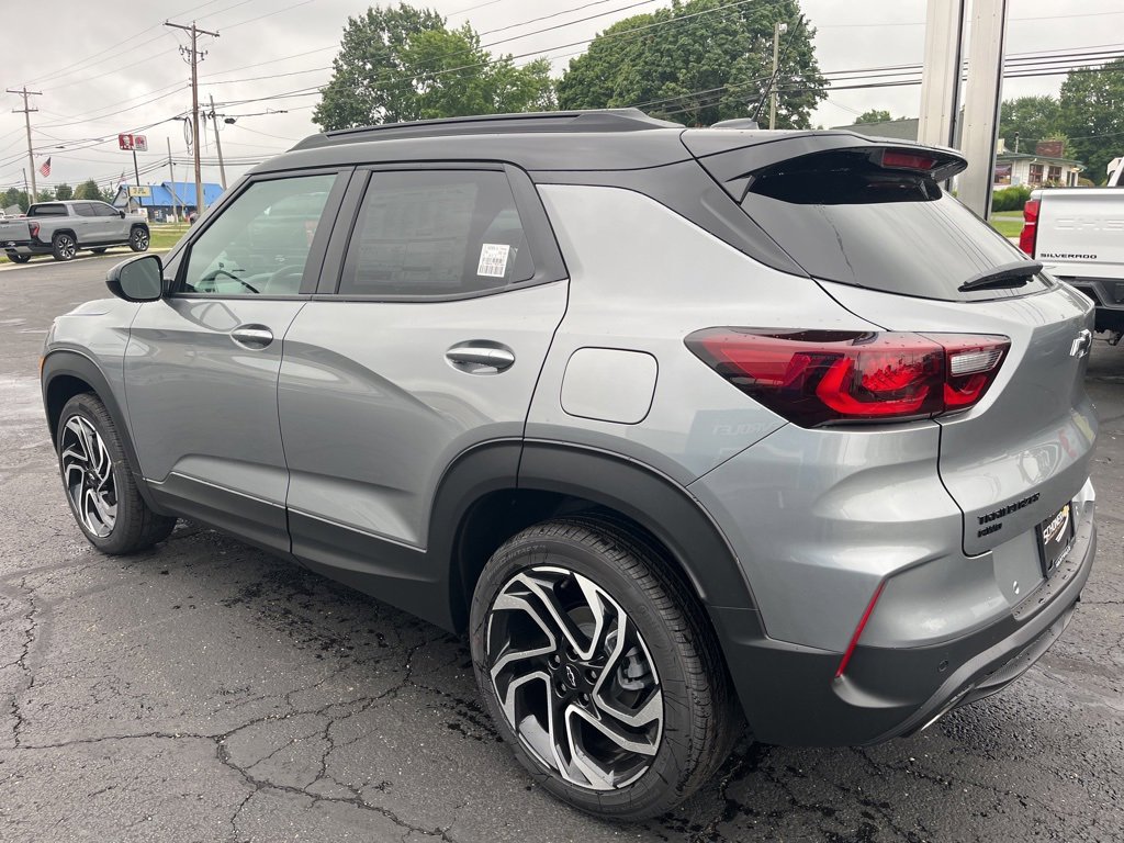 2026 Chevrolet Trailblazer RS photo 2