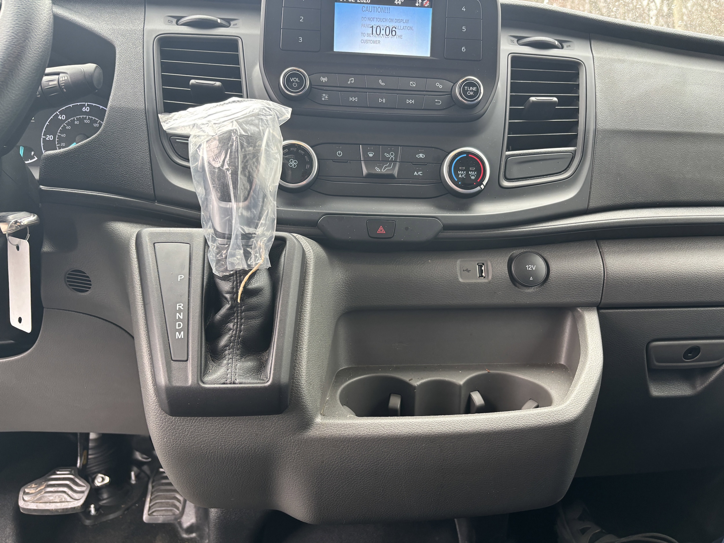 2024 Ford Transit Cutaway Base - Photo 18