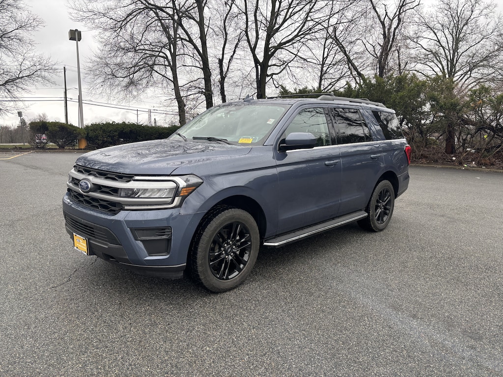 Certified 2022 Ford Expedition XLT XLT 4x4