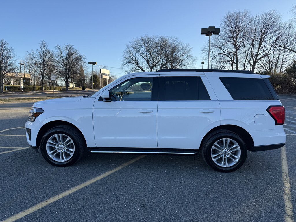 Certified 2023 Ford Expedition XLT XLT 4x4