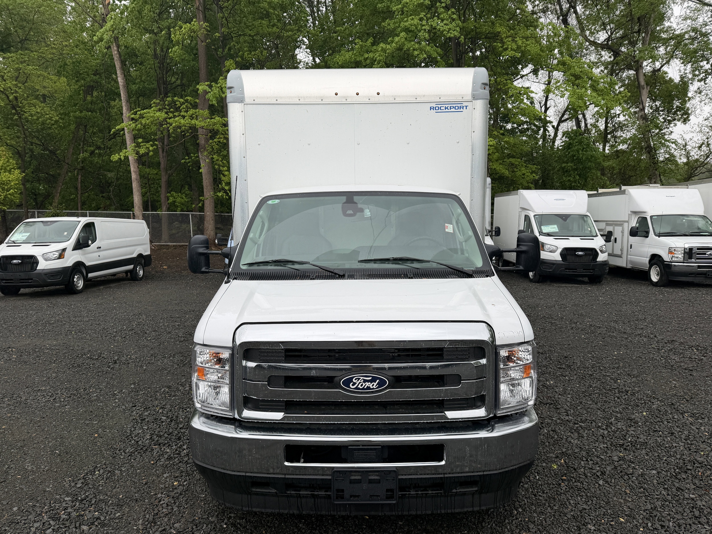 2027 Ford E-Series DRW E-450 Super Duty 158 in WB's photo