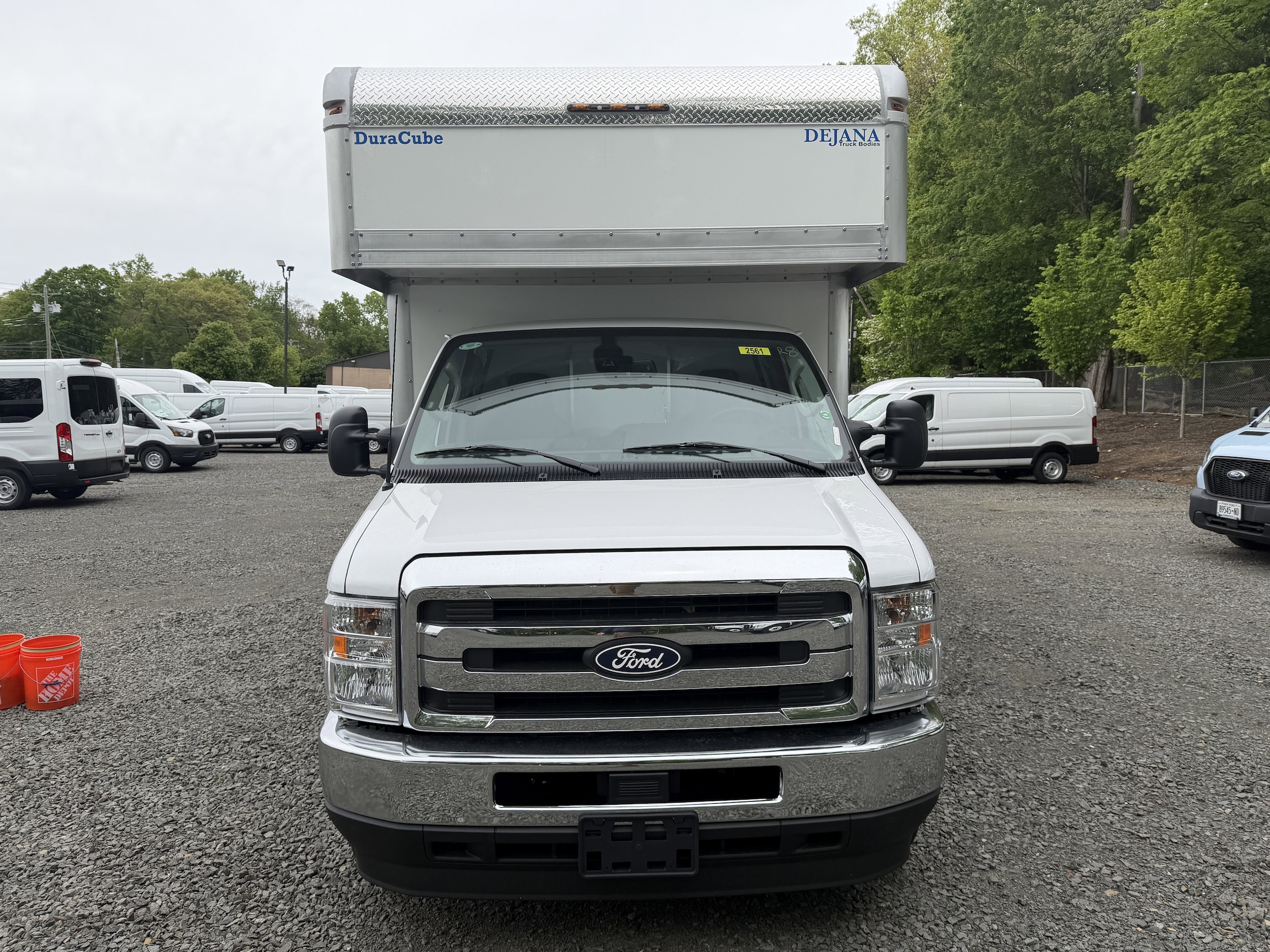 2027 Ford E-Series DRW E-450 Super Duty 176 in WB's photo