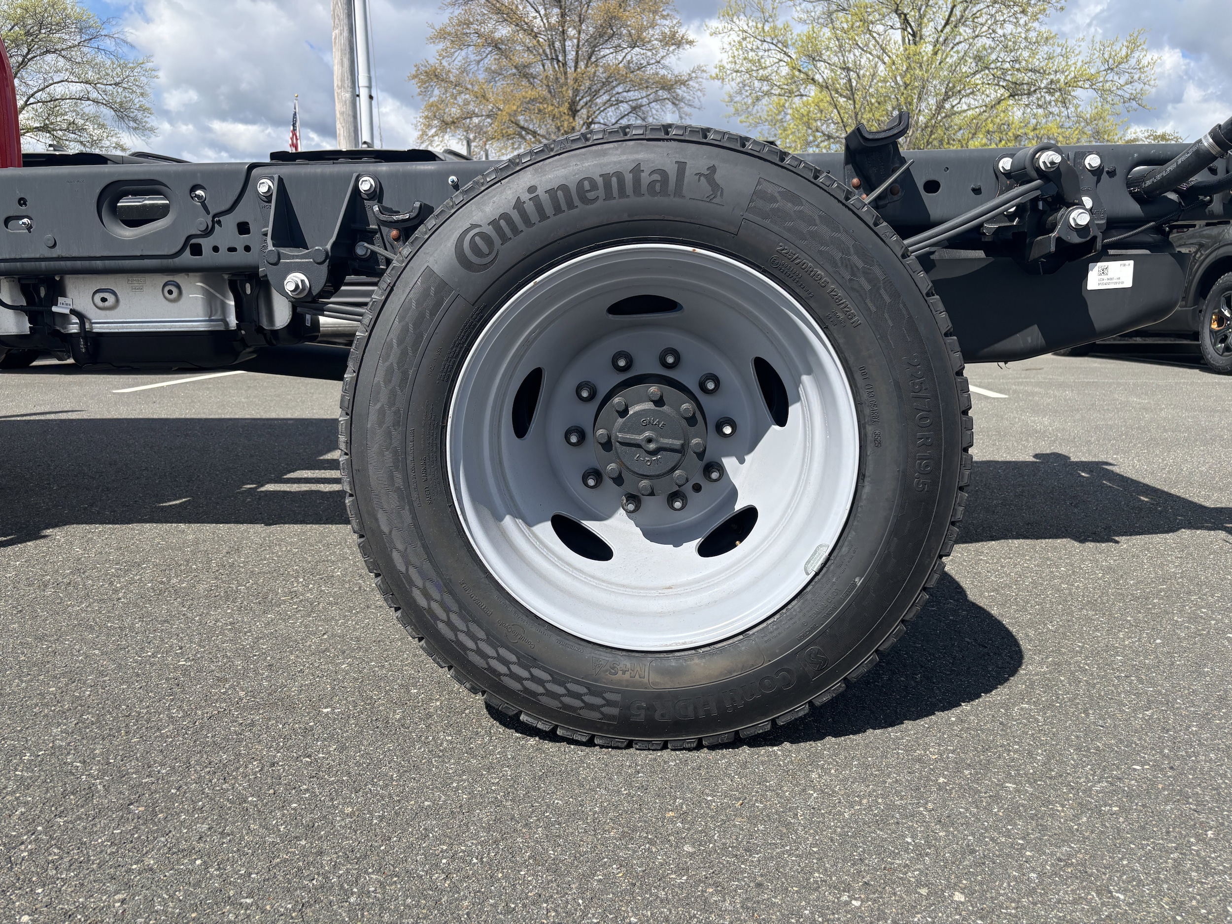2026 Ford F-450 Super Duty Chassis Cab XL - Photo 23