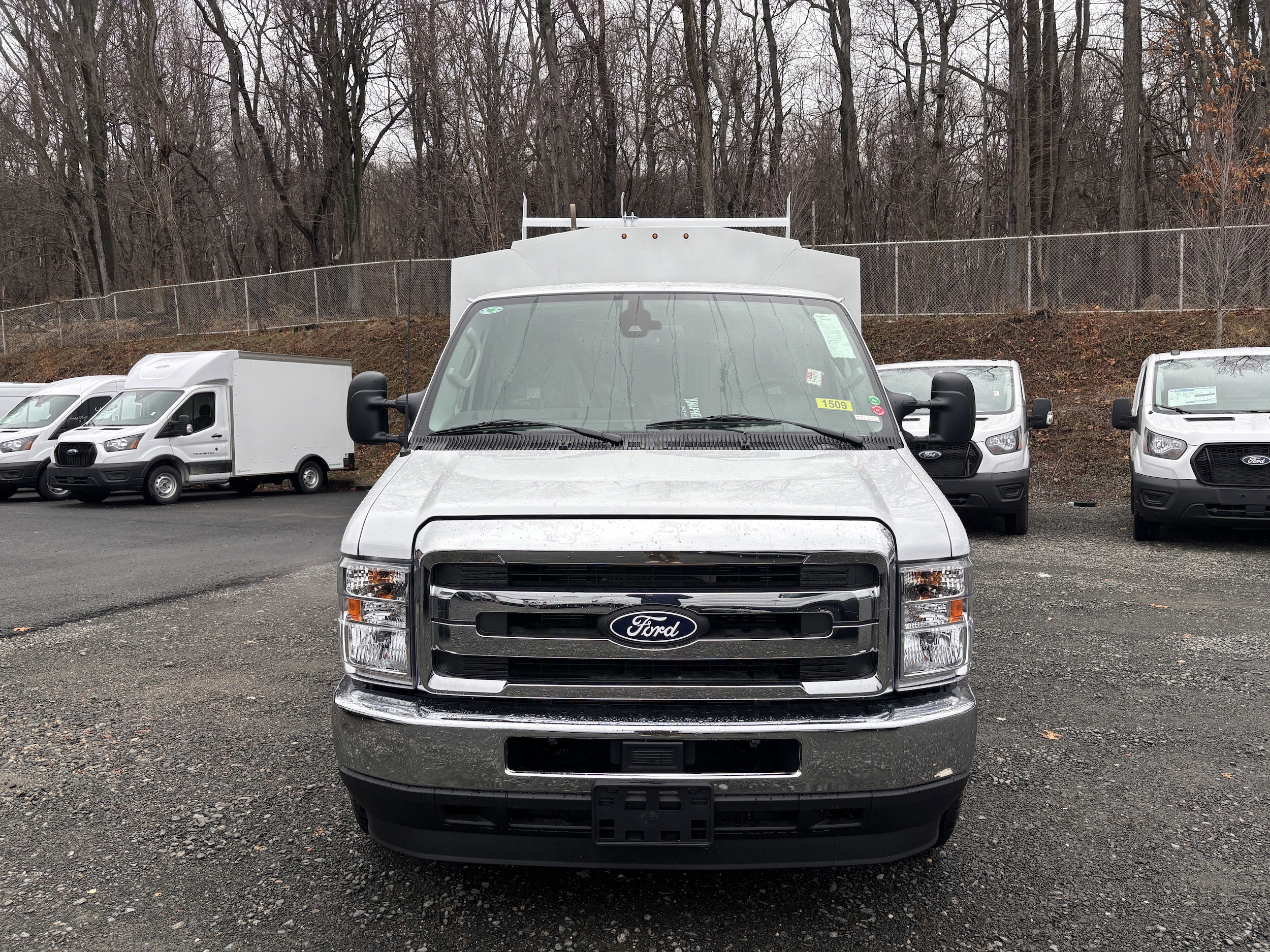 2026 Ford E-Series SRW E-350 Super Duty 138 in WB's photo