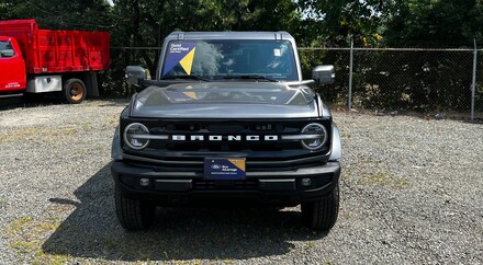 2024 Ford Bronco Outer Banks Outer Banks  4x4