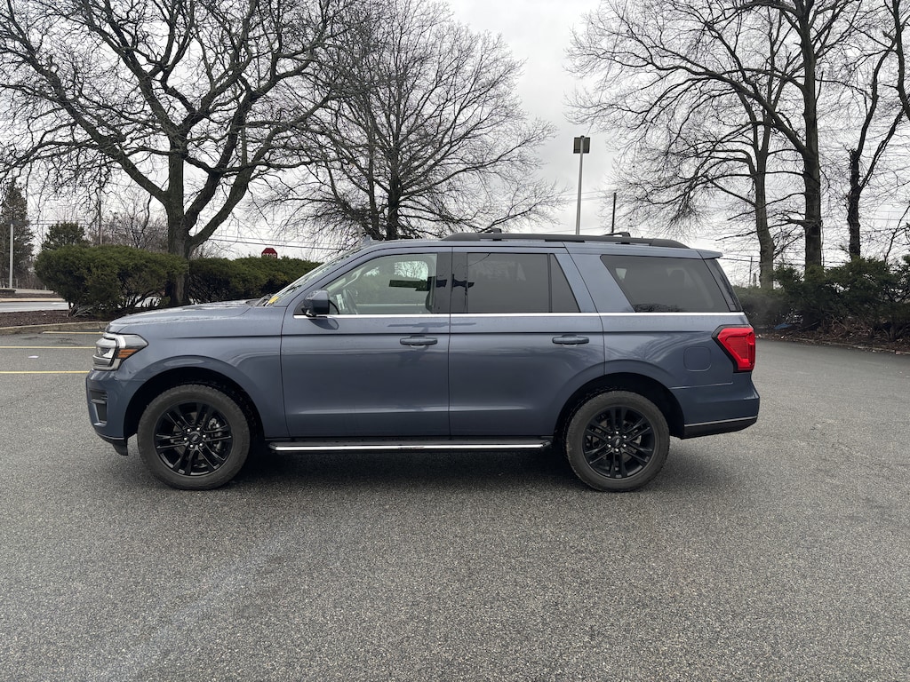 Certified 2022 Ford Expedition XLT XLT 4x4