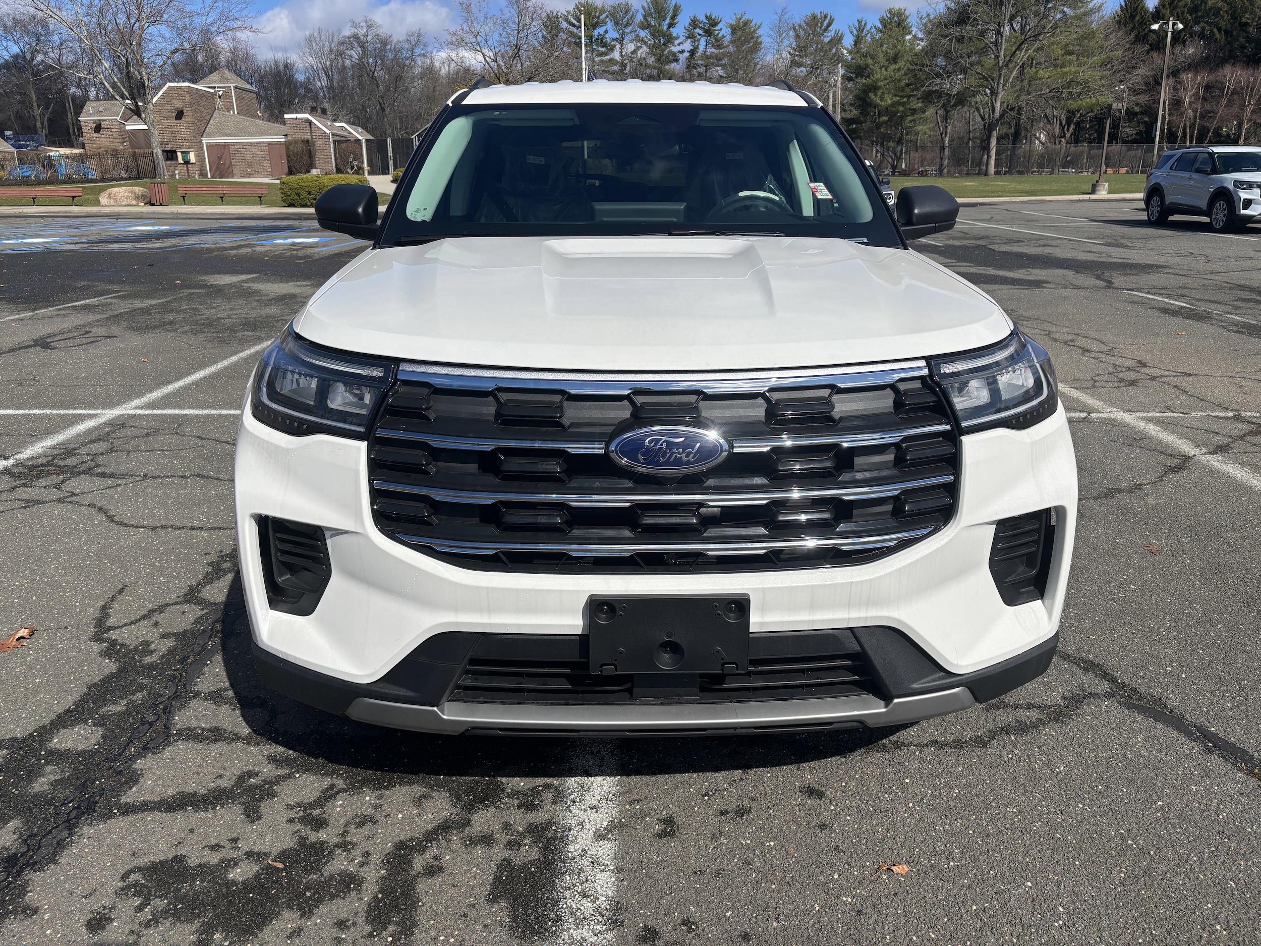 2026 Ford Explorer Active w/200A Pkg 4WD 