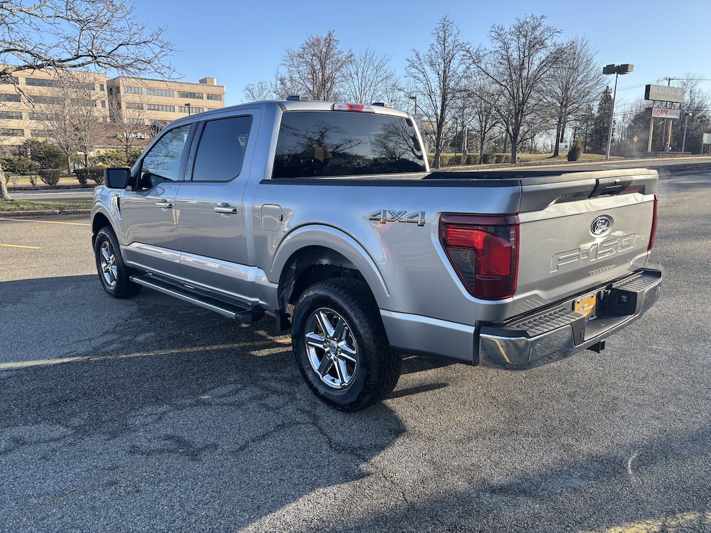 Certified 2025 Ford F-150 XLT XLT 4WD SuperCrew 5.5 Box