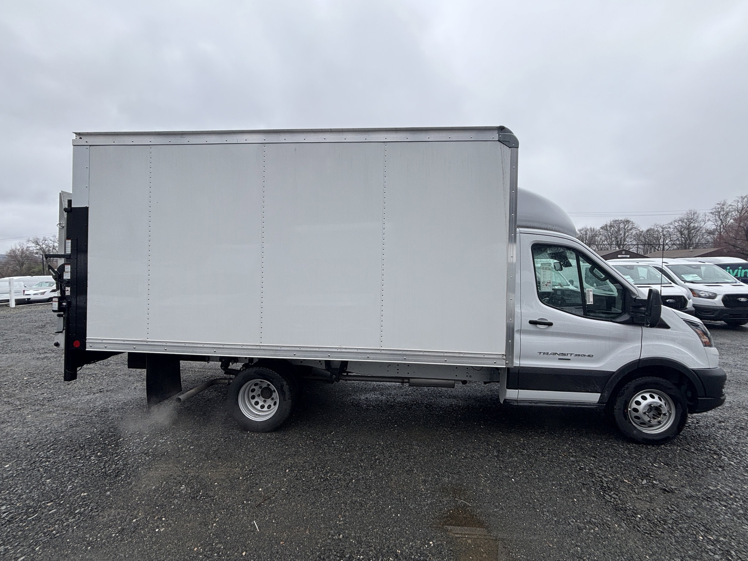 2024 Ford Transit Cutaway Base - Photo 7