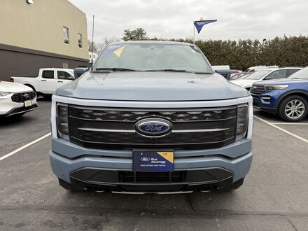 2023 Ford F-150 Lightning Platinum Platinum 4WD SuperCrew 5.5 Box