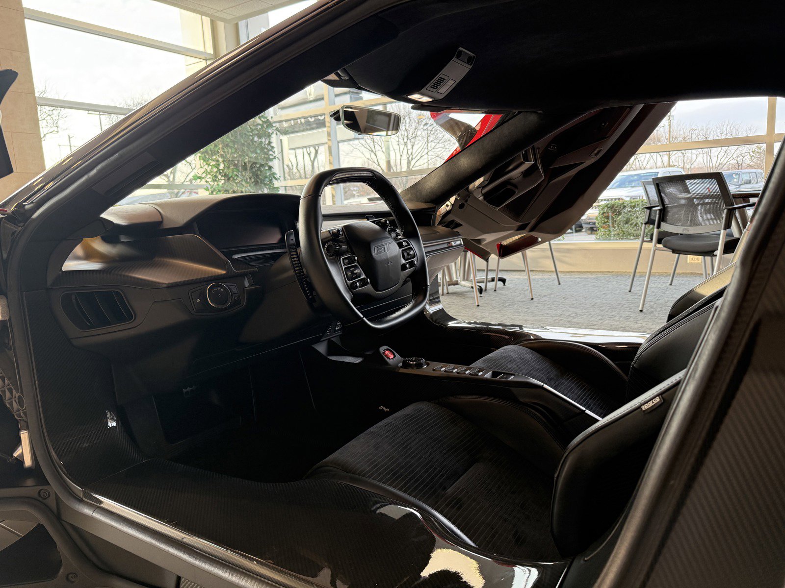 2017 Ford GT - Photo 8