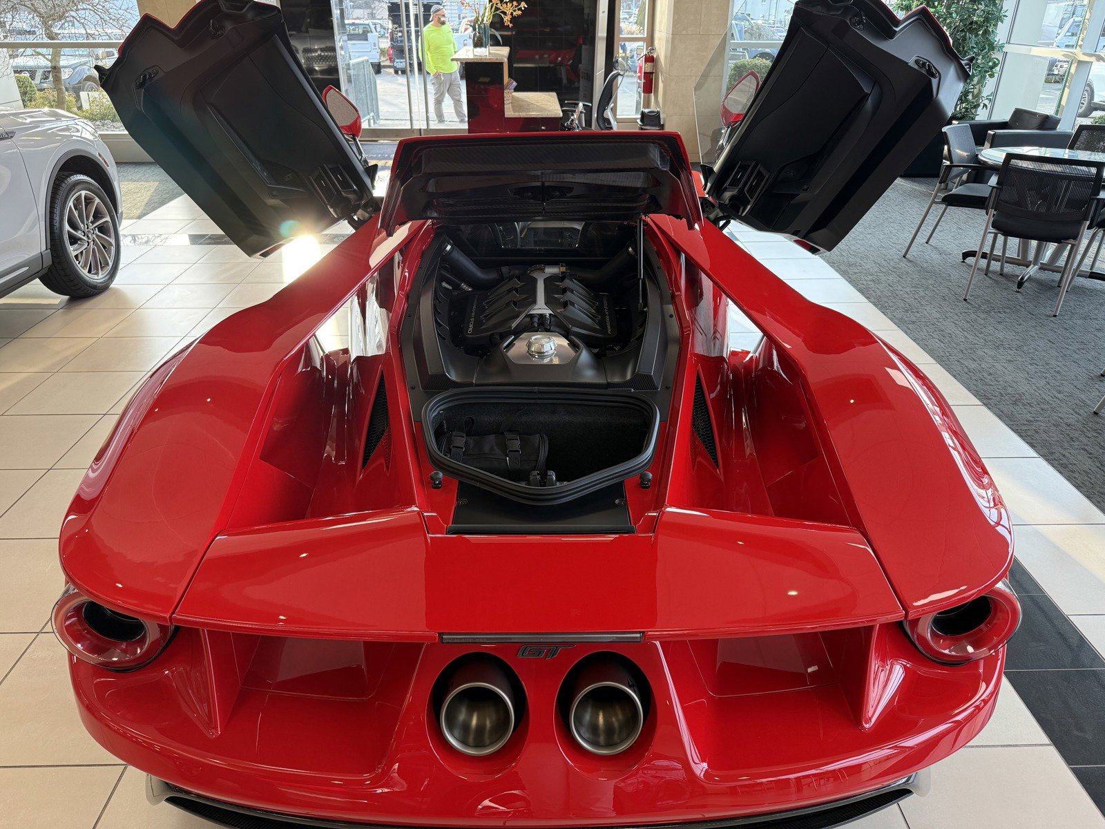 2017 Ford GT - Photo 13