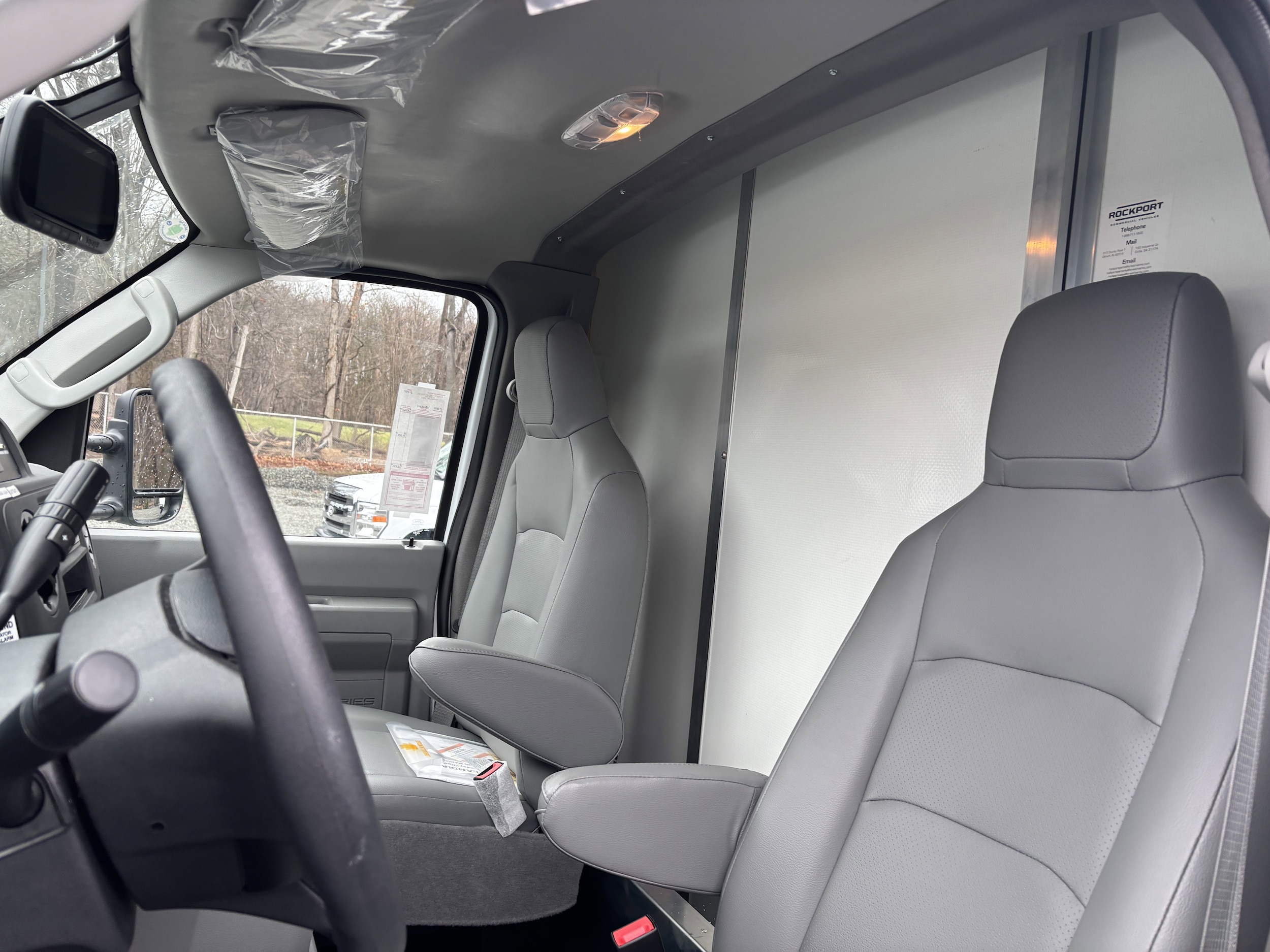 2026 Ford E-Series Cutaway Base - Photo 15