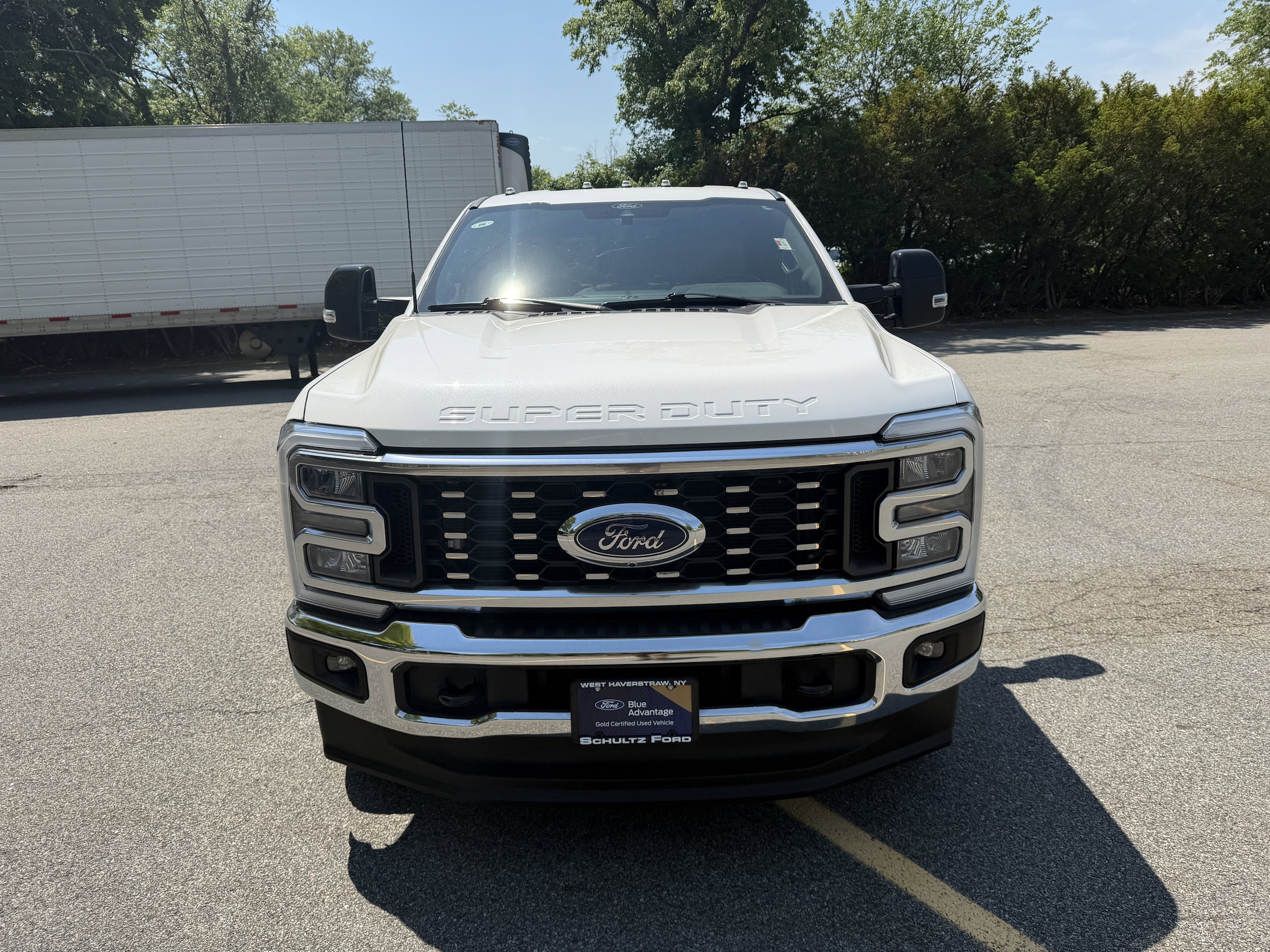 2024 Ford F-350 Lariat 4x4 Crew Cab 8' Box DRW's photo