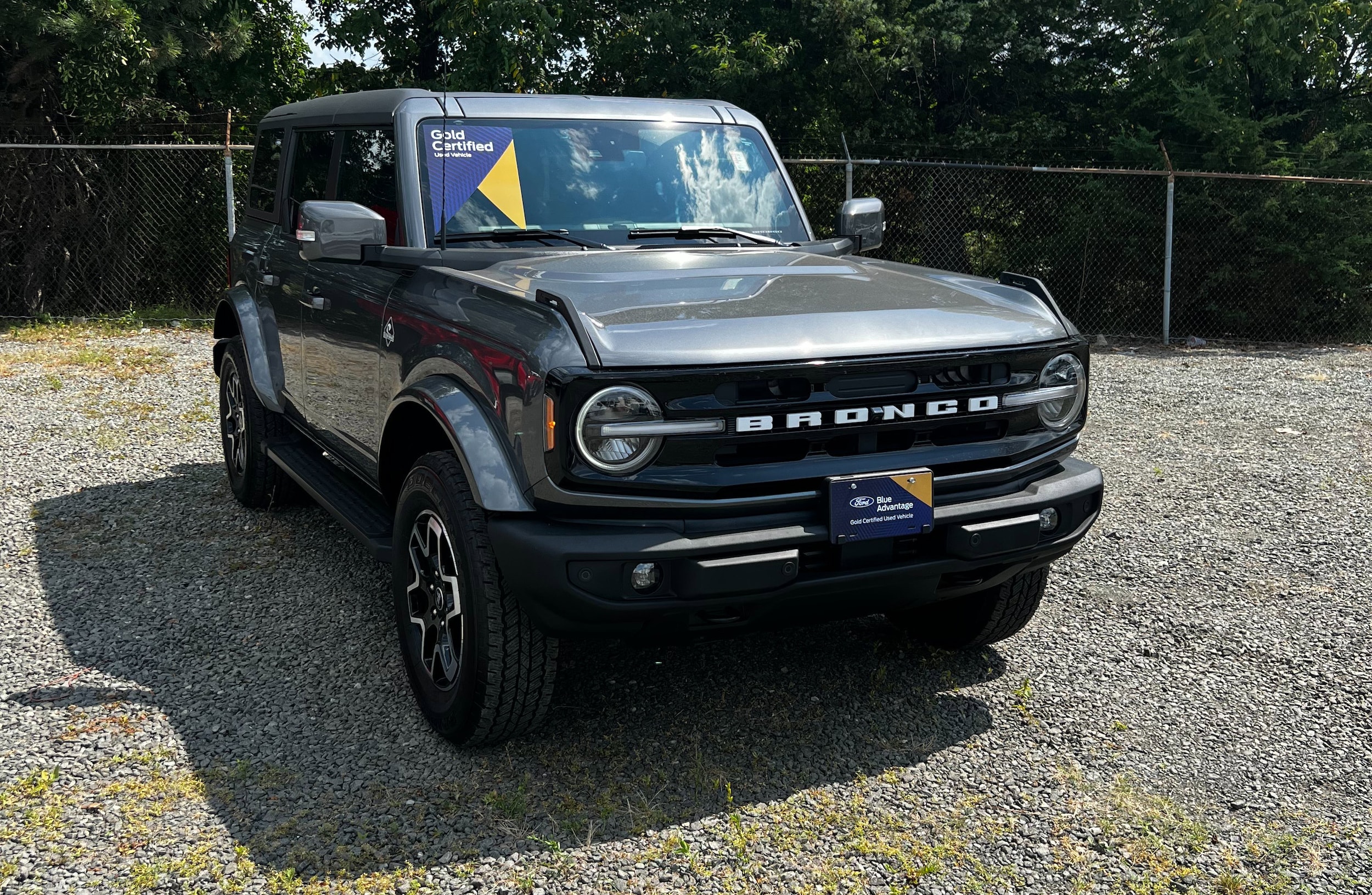 2024 Ford Bronco 4-Door Outer Banks's photo