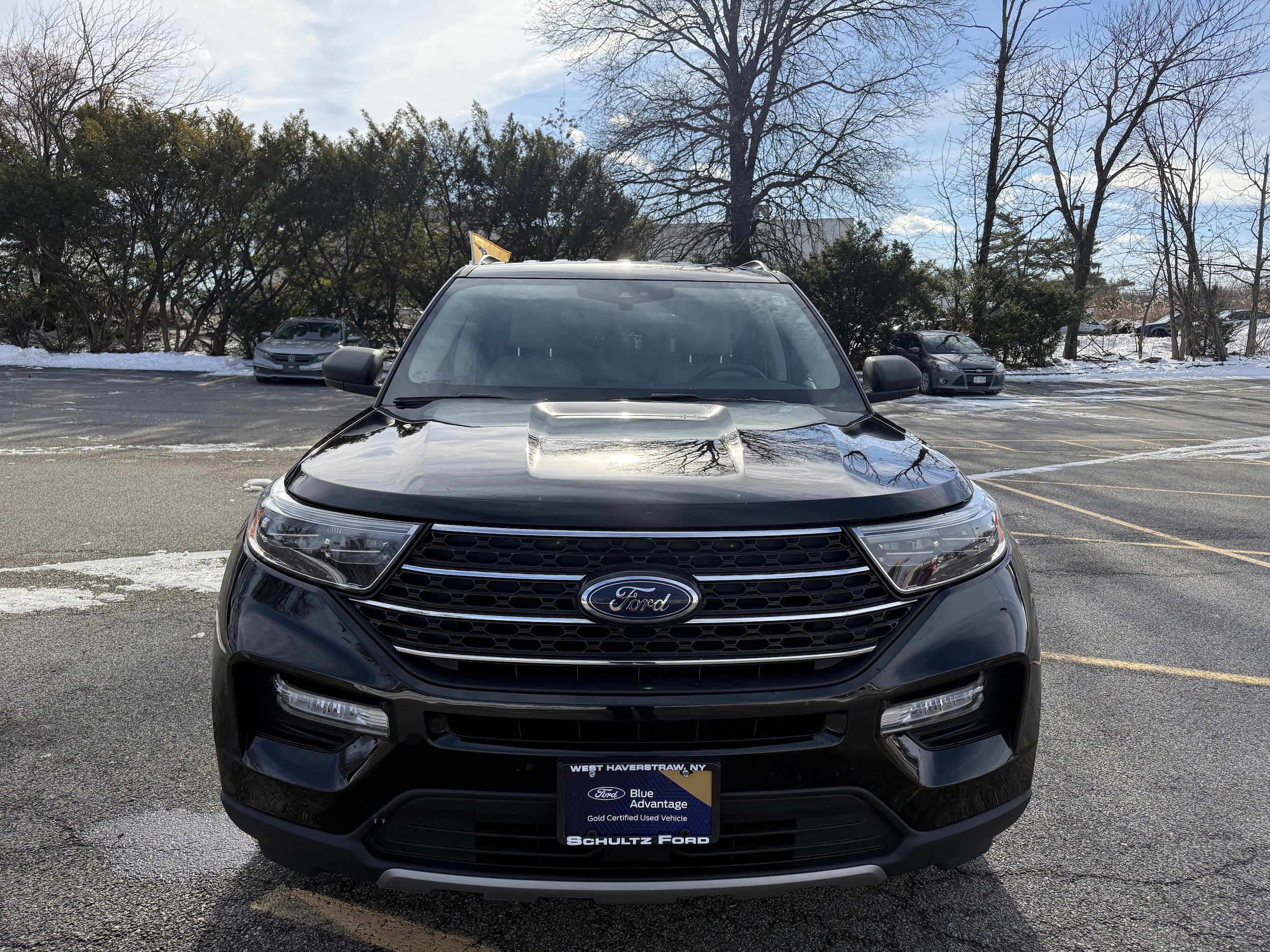 2022 Ford Explorer XLT's photo