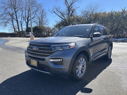 2023 Ford Explorer XLT XLT 4WD