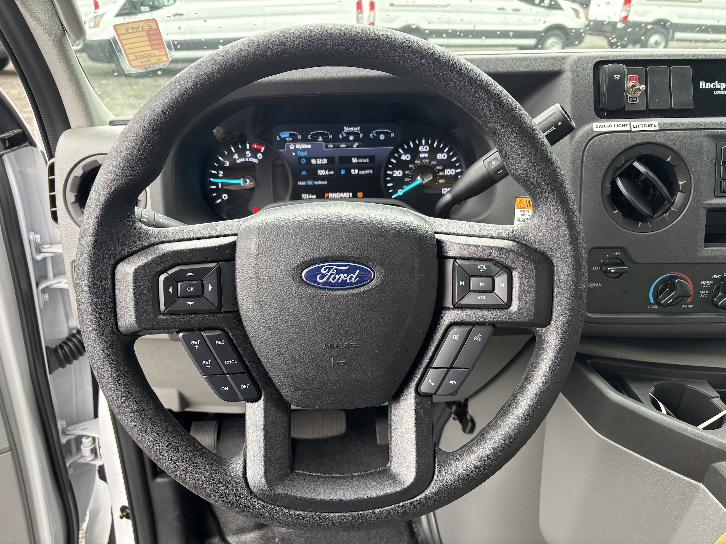 2026 Ford E-Series Cutaway Base - Photo 17