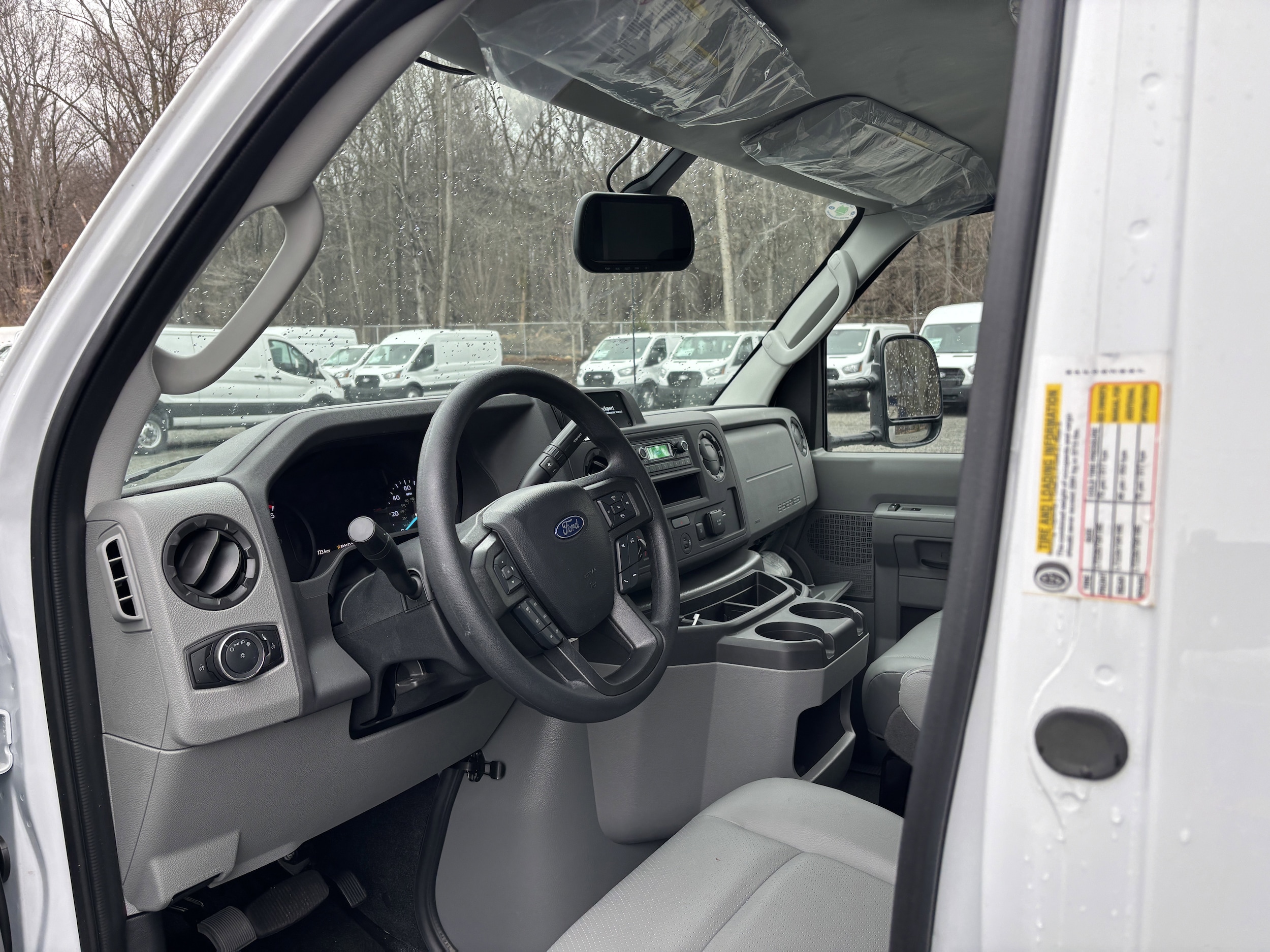 2026 Ford E-Series Cutaway Base - Photo 14