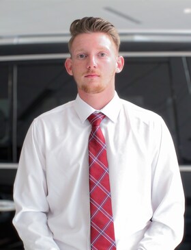 Staff member Antuan Burgois from ID_b03da9