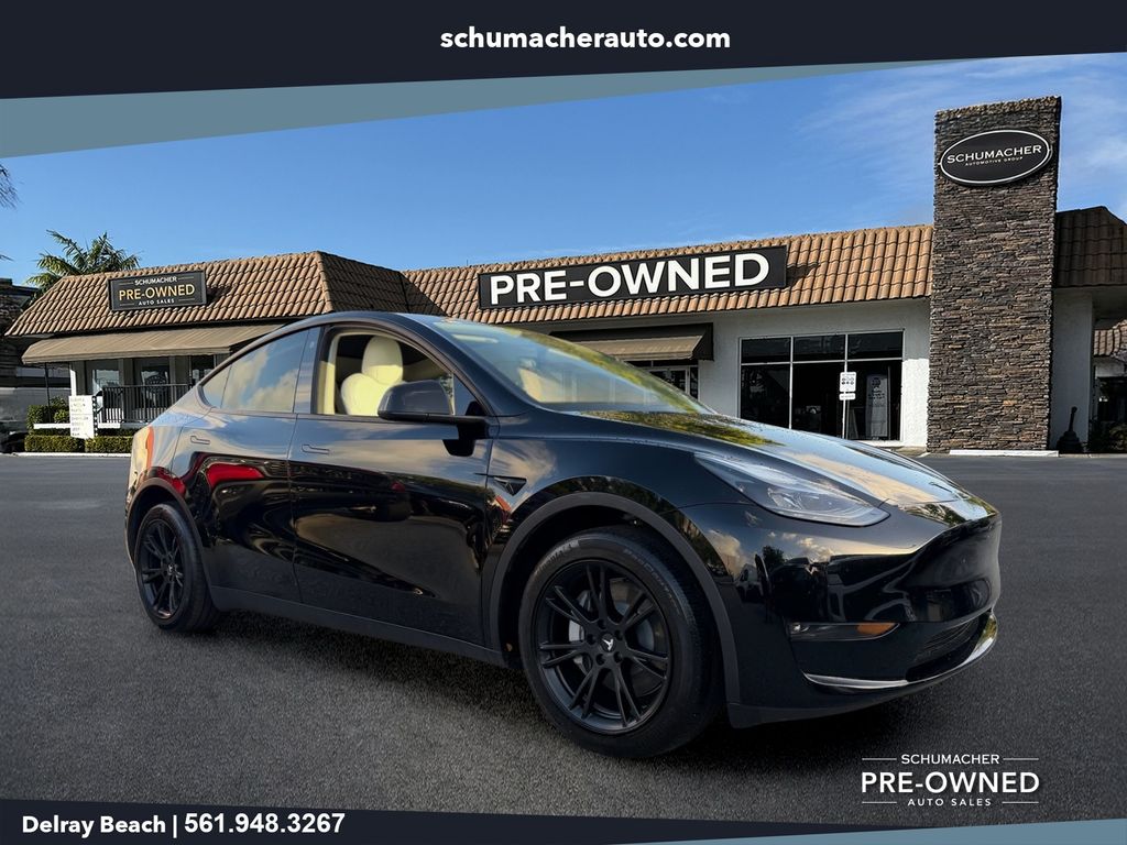 2023 Tesla Model Y Long Range Dual Motor All-Wheel Drive's photo