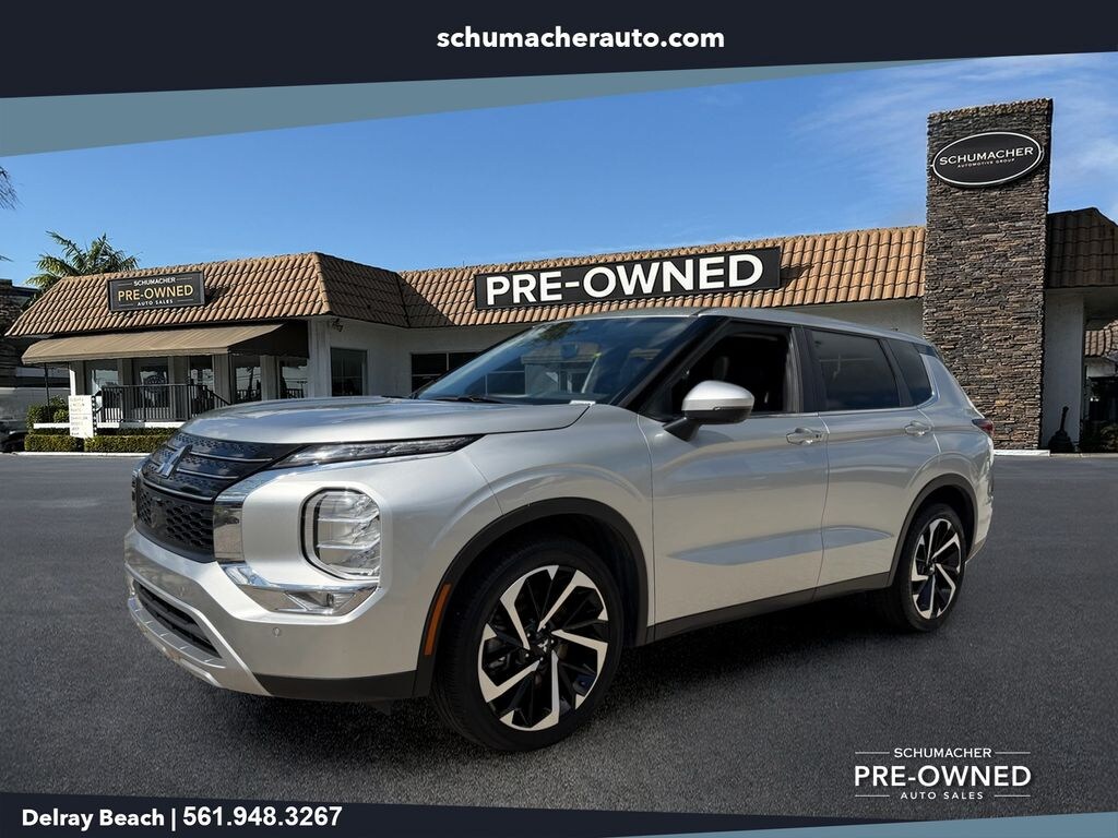 Used 2024 Mitsubishi Outlander SE SUV