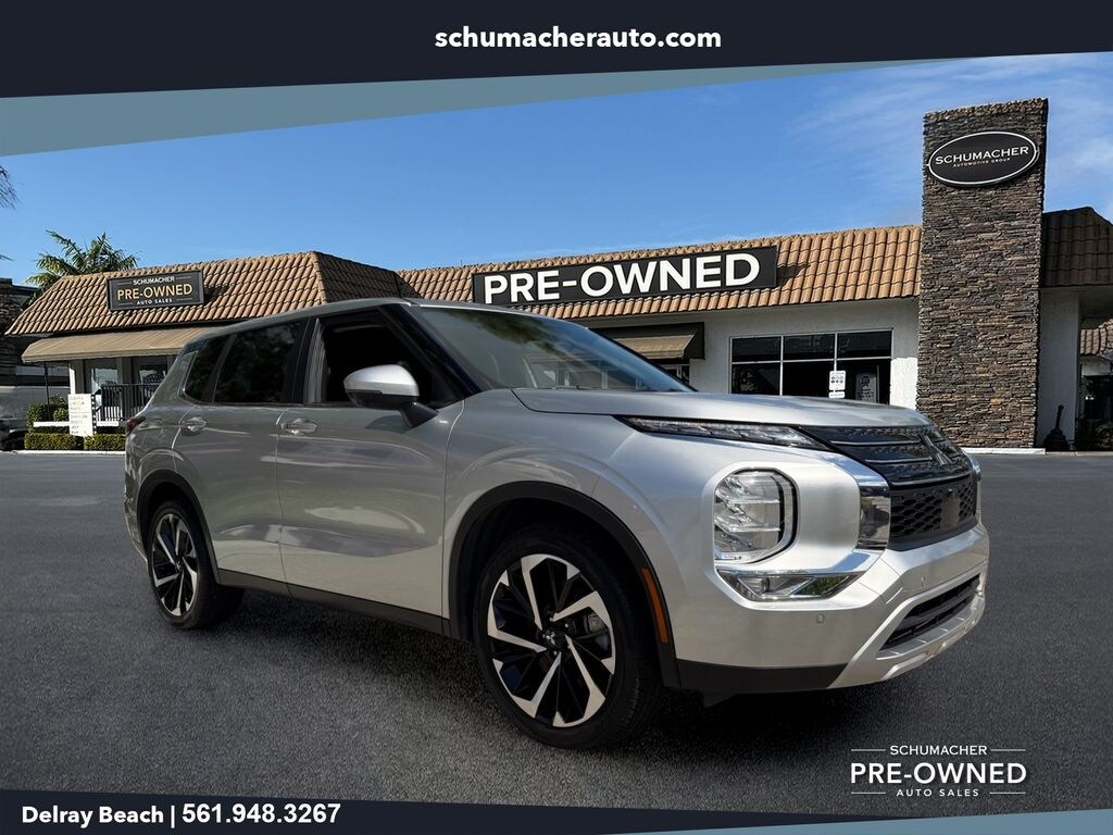 Used 2024 Mitsubishi Outlander SE SUV