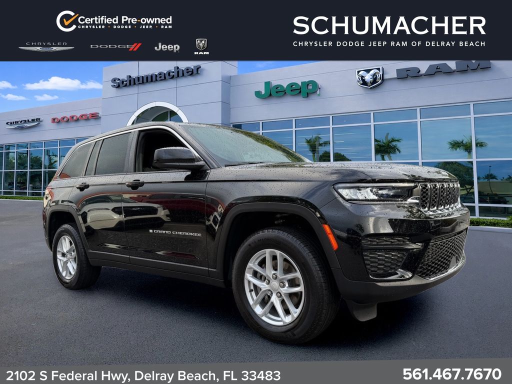 2025 Jeep Grand Cherokee Laredo X's photo