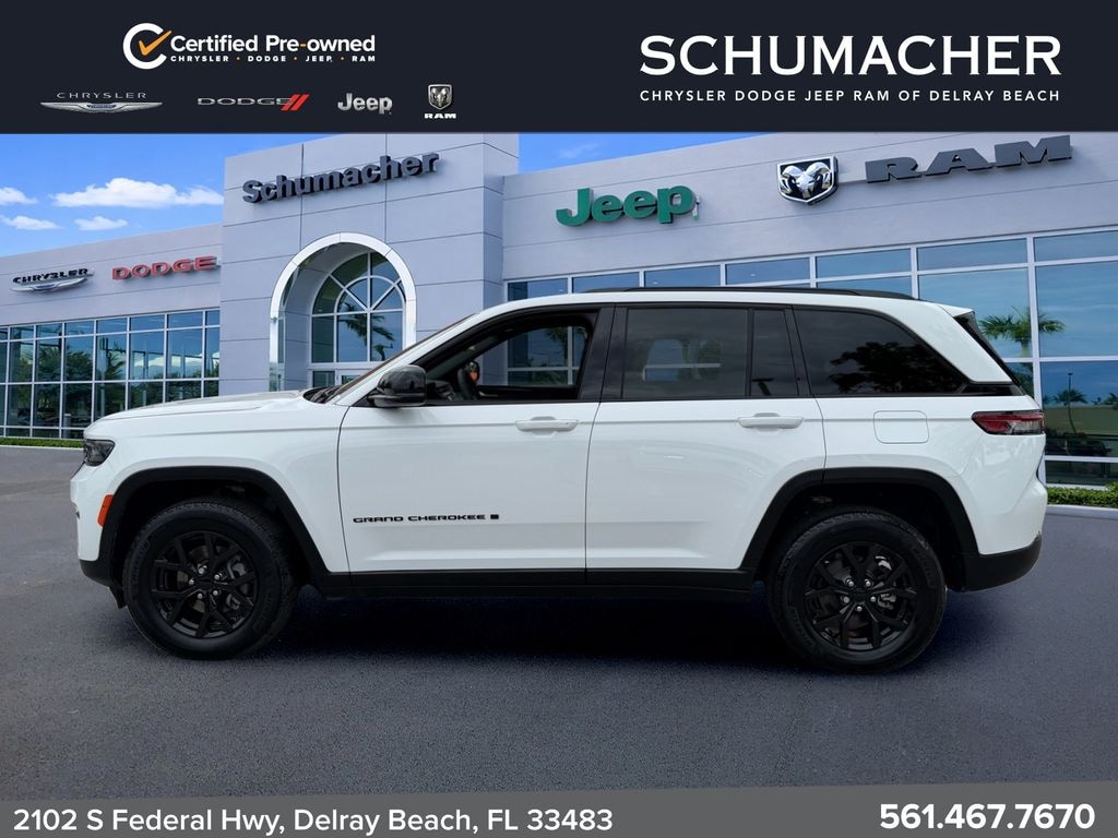 Certified 2025 Jeep Grand Cherokee Laredo SUV