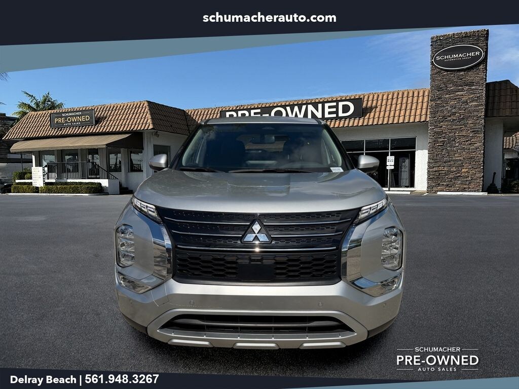 Used 2024 Mitsubishi Outlander SE SUV