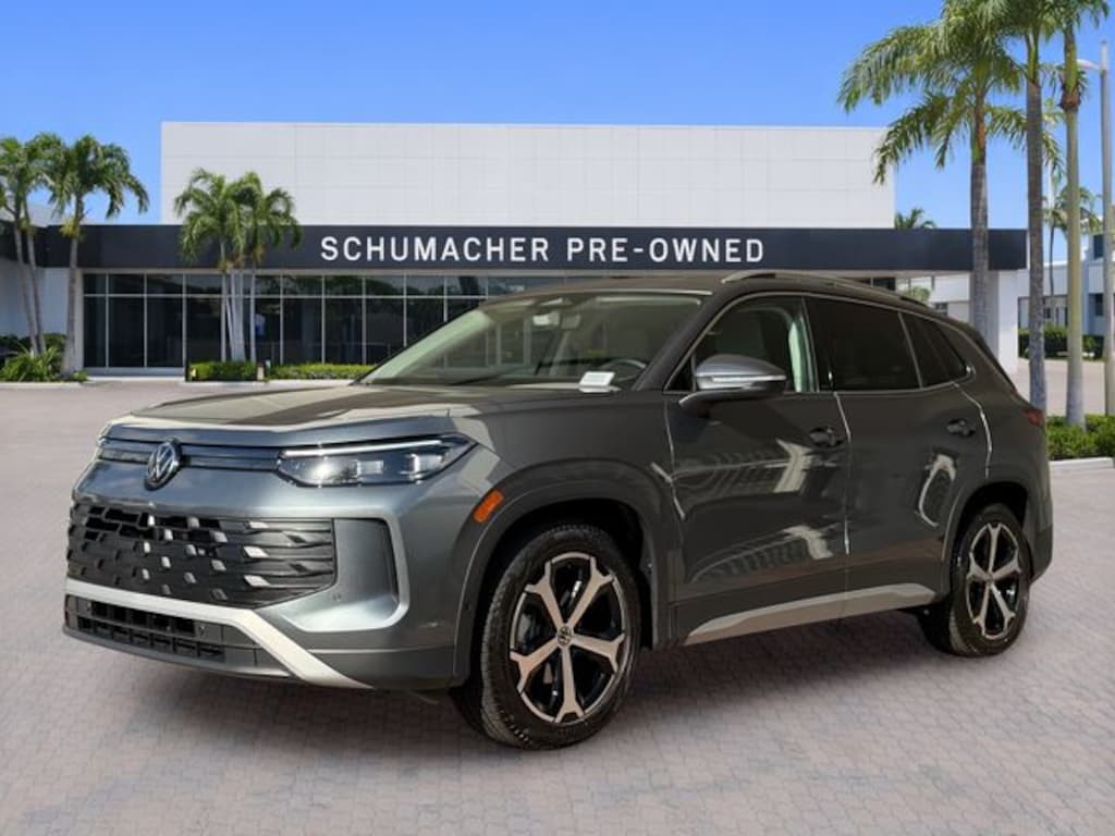 Certified 2026 Volkswagen Tiguan 2.0T SE SUV