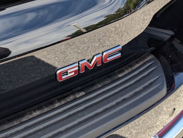 2026 GMC Yukon XL Denali - Photo 12