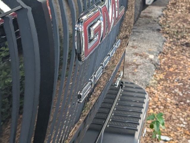 2026 GMC Sierra 1500 SLE - Photo 13