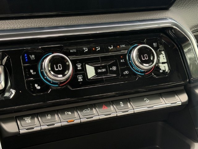 2025 GMC Sierra 2500HD Denali - Photo 24
