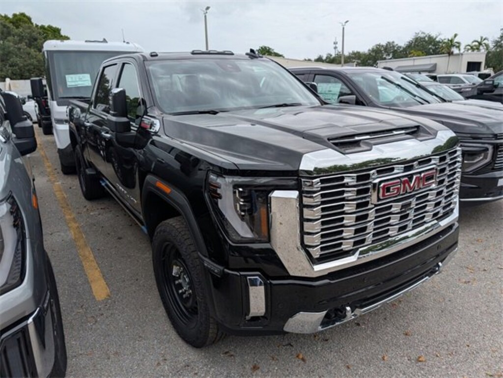 New 2025 GMC Sierra 2500 HD Denali Truck