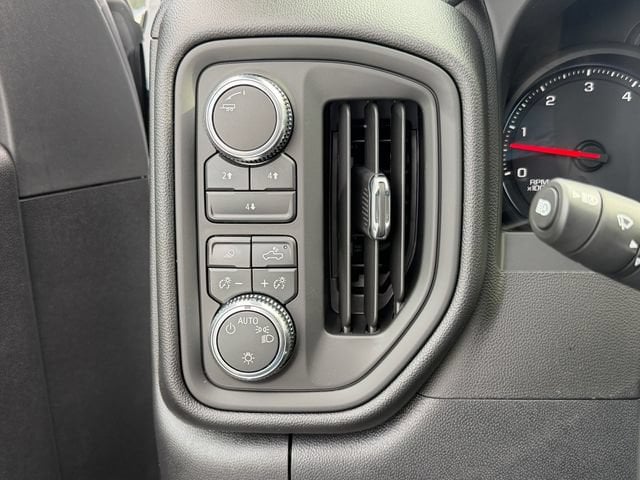 2026 GMC Sierra 2500HD Pro - Photo 18
