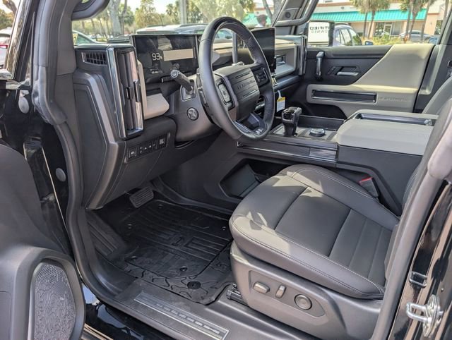 2026 GMC HUMMER EV 2X - Photo 12