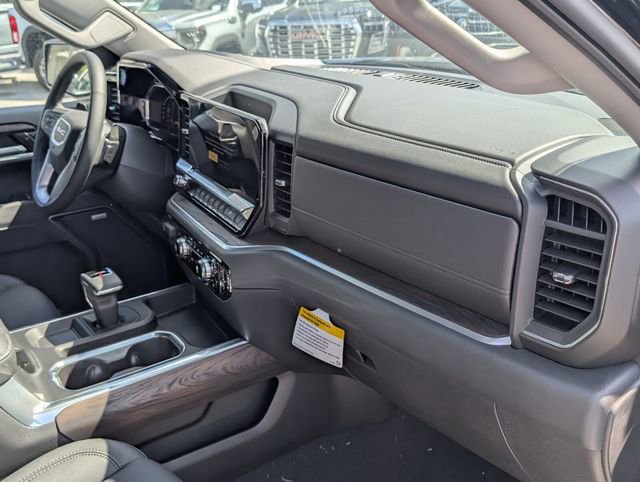 2026 GMC Sierra 1500 SLT - Photo 18