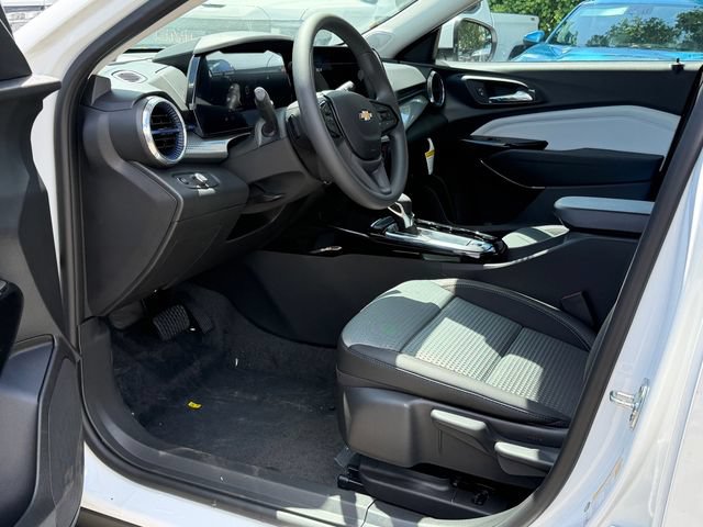 2026 Chevrolet Trax LT - Photo 12