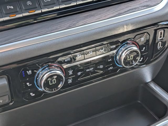 2026 GMC Sierra 1500 SLT - Photo 23